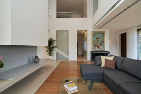 Milan-Como Lake-Rho Fiera Luxury Design Villa